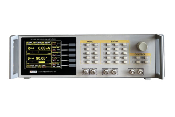 Wzmacniacz homodynowy (lock-in) DSP (1 mHz do 102 kHz) - Saluki SE1022